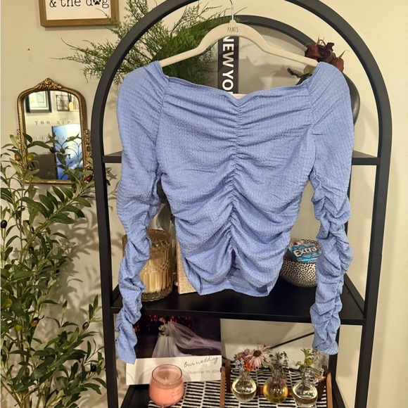 Elodie Ruched Blouse size small - Picture 6 of 8